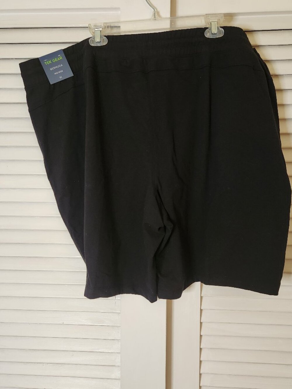 NWT! Brand New Tek Gear Black 3X Women's Bermuda Shorts